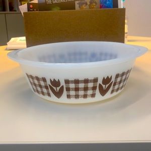 Vintage Glasbake Round 2 Quart Dish